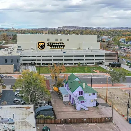 Villa Tiger Lair Walk To Cc Historic Downtown Cos 4Br